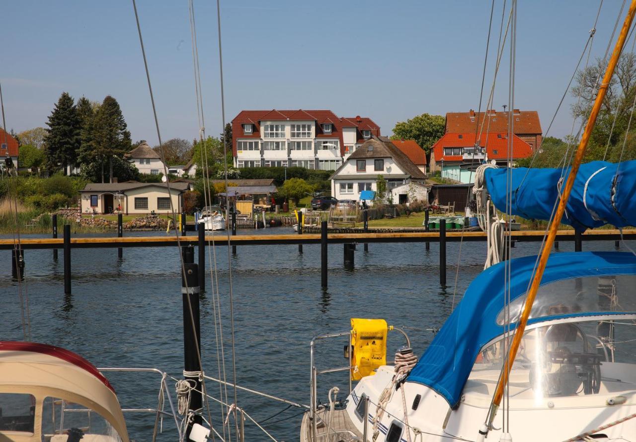 Ferienhaus Suedblick Am Yachthafen Breege Eksteriør bilde